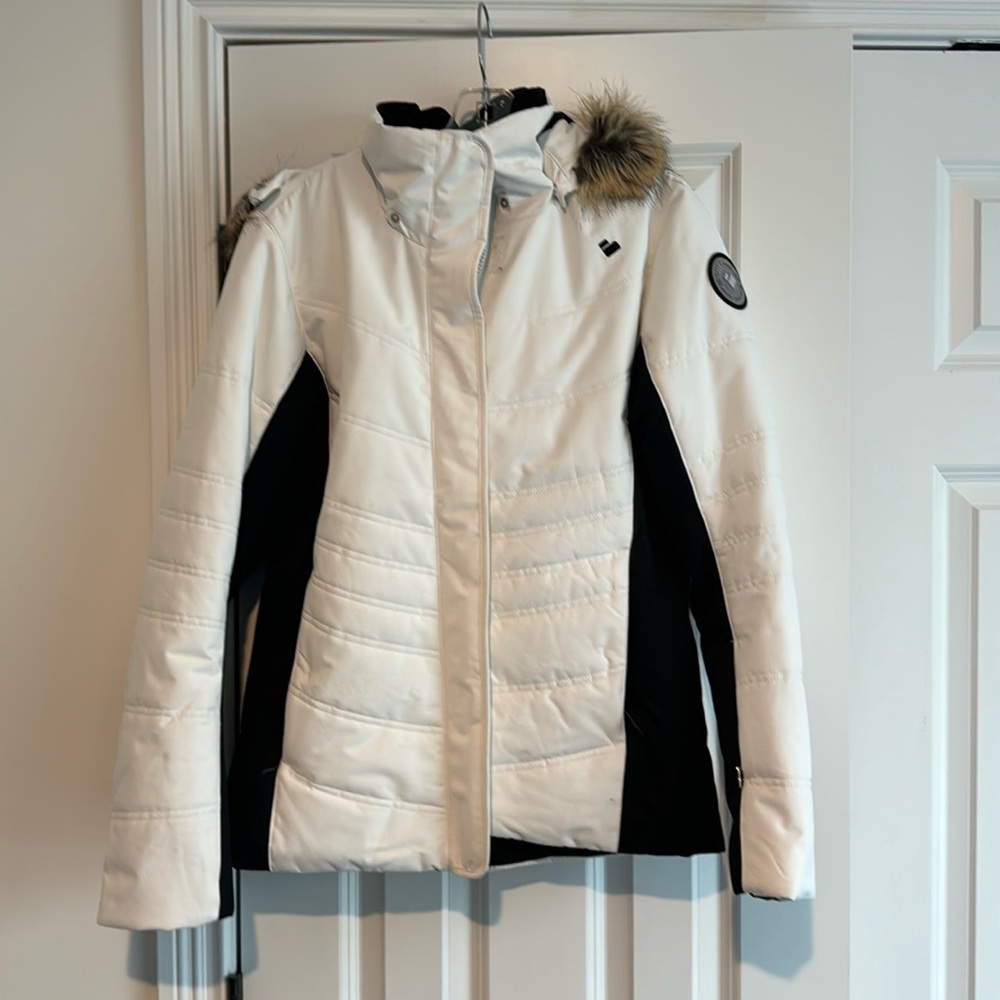 Wore it once. Super warm on the slop.